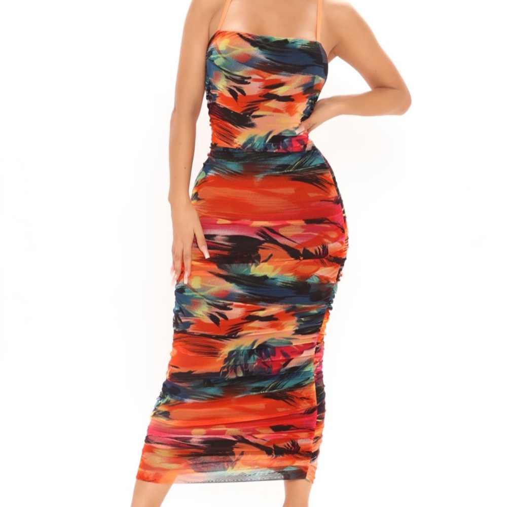 Colorful ruched midi dress